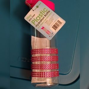 NEW 25oz water bottle